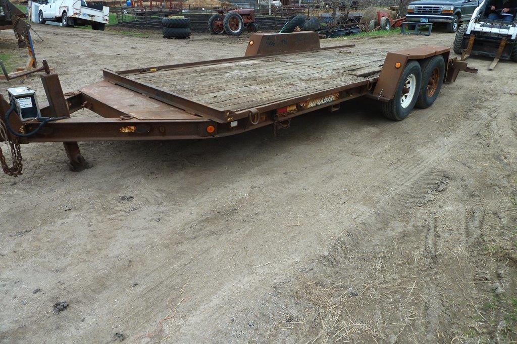 2002 Towmaster Trailer 18' w/ramps