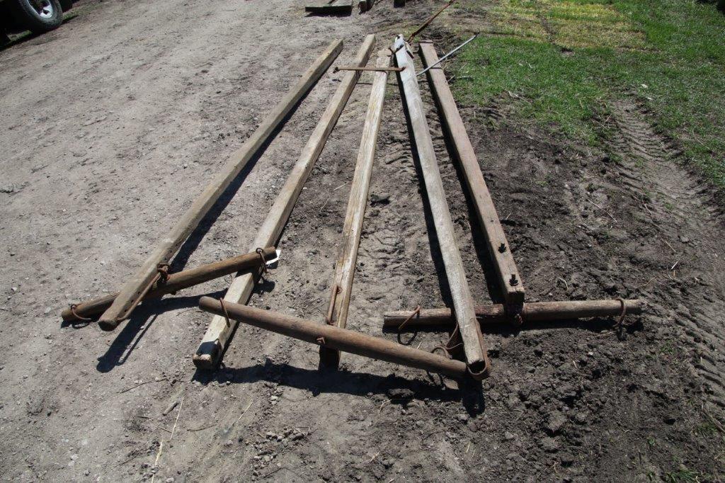 Lot of wagon poles with two eveners