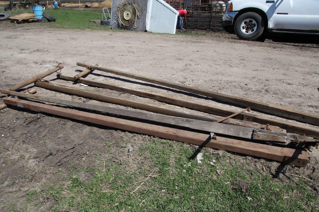 Lot of wagon poles with two eveners