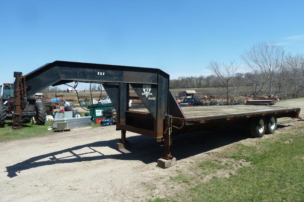 1998 PJ Trailer 5th Wheel