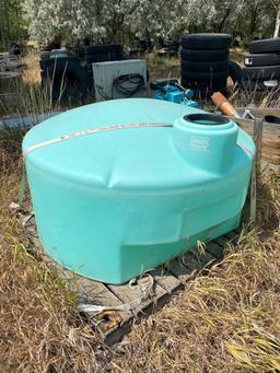 425 gallon water tank