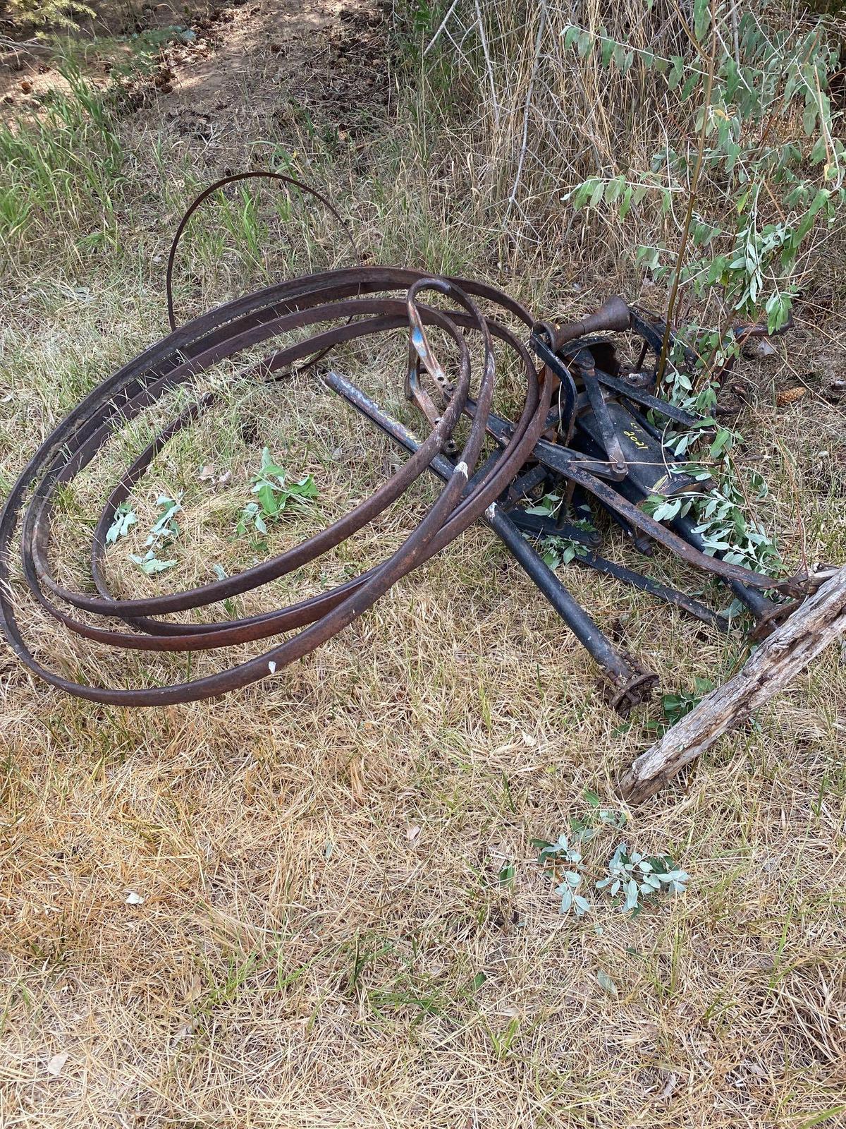 Wagon wheel bands, old tire changer