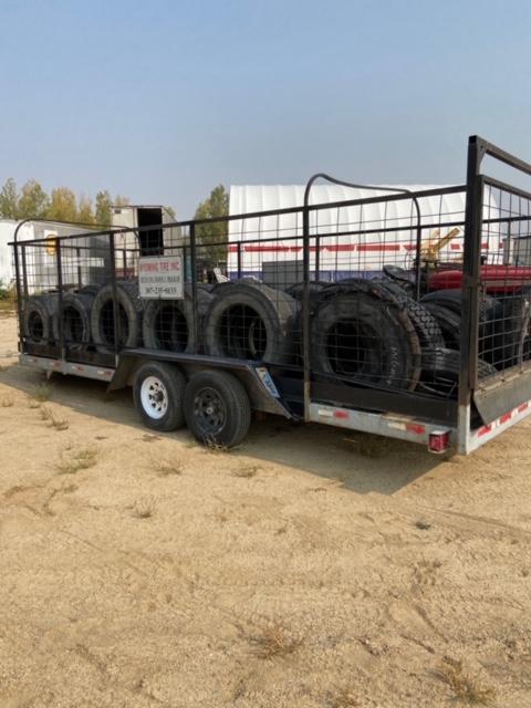 Trailer with tire cage