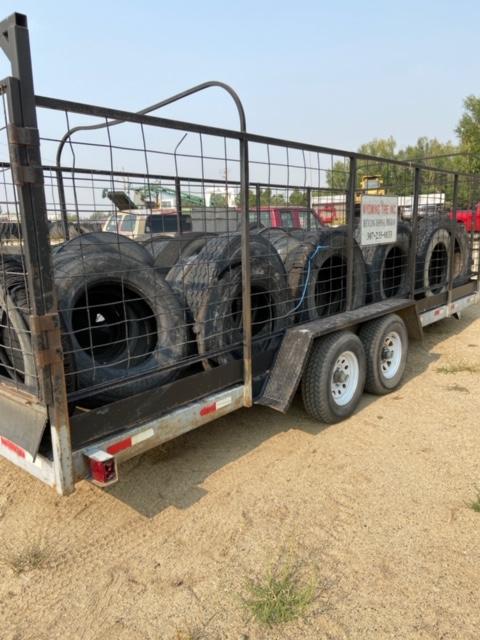 Trailer with tire cage