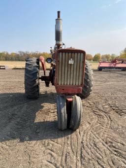 Farmall 706 tractor gas