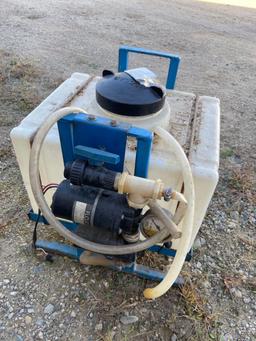 Spray tank with 12v pump