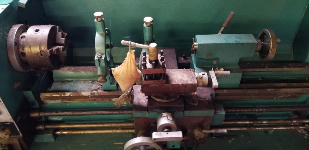 Gear Head Metal Lathe