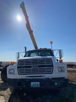 Half rig drilling truck 254 Texoma Ford 600 diesel