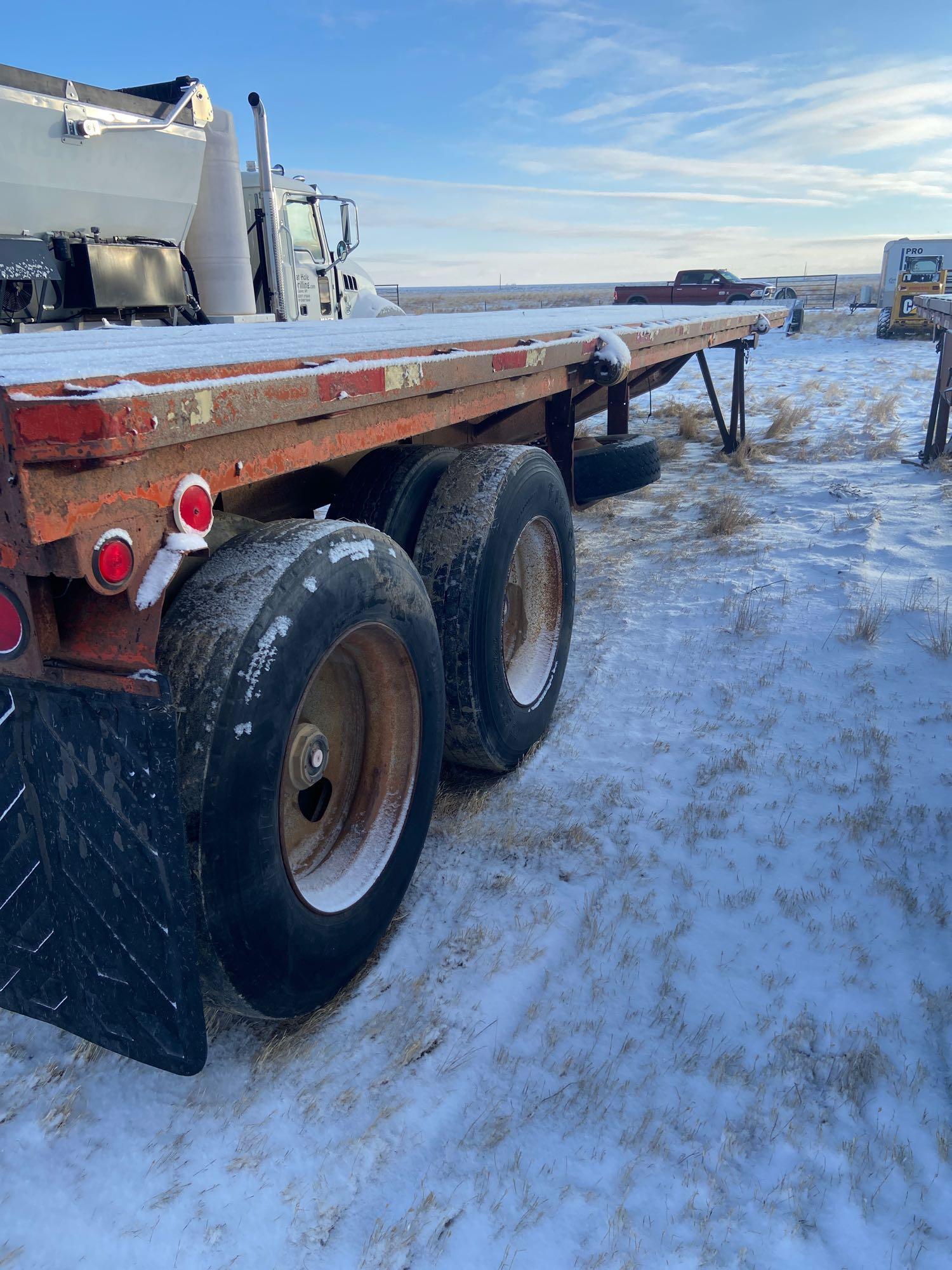 40' Flat bed trailer