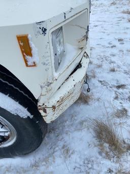 Ford 700 Flatbed tilt truck with Pto