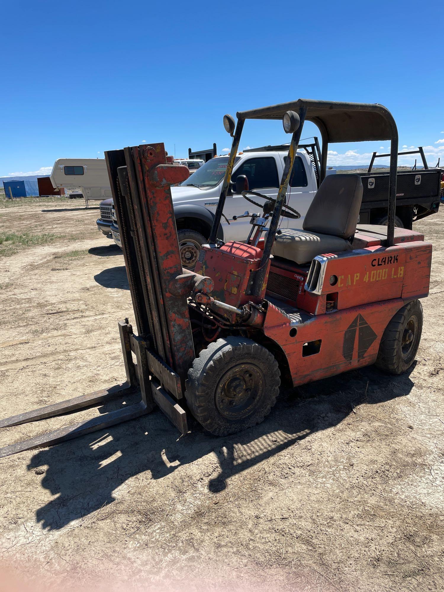 Clark forklift