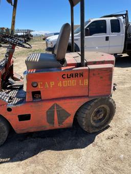 Clark forklift