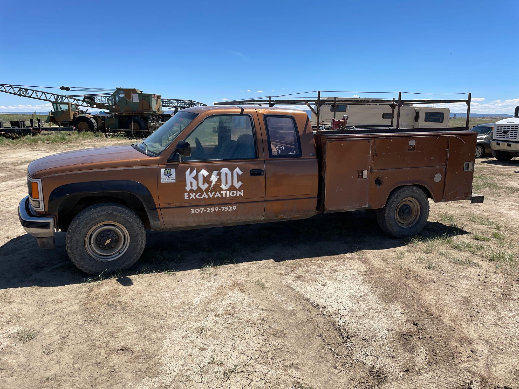 1 ton Chevy 3500 truck