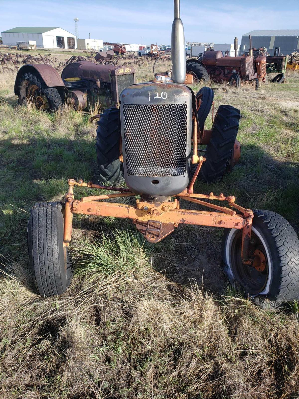 ALLIS CHALMERS TRACTOR