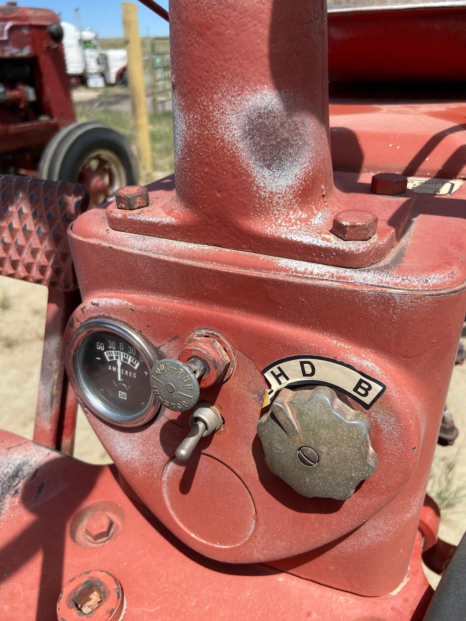 International Farmall c