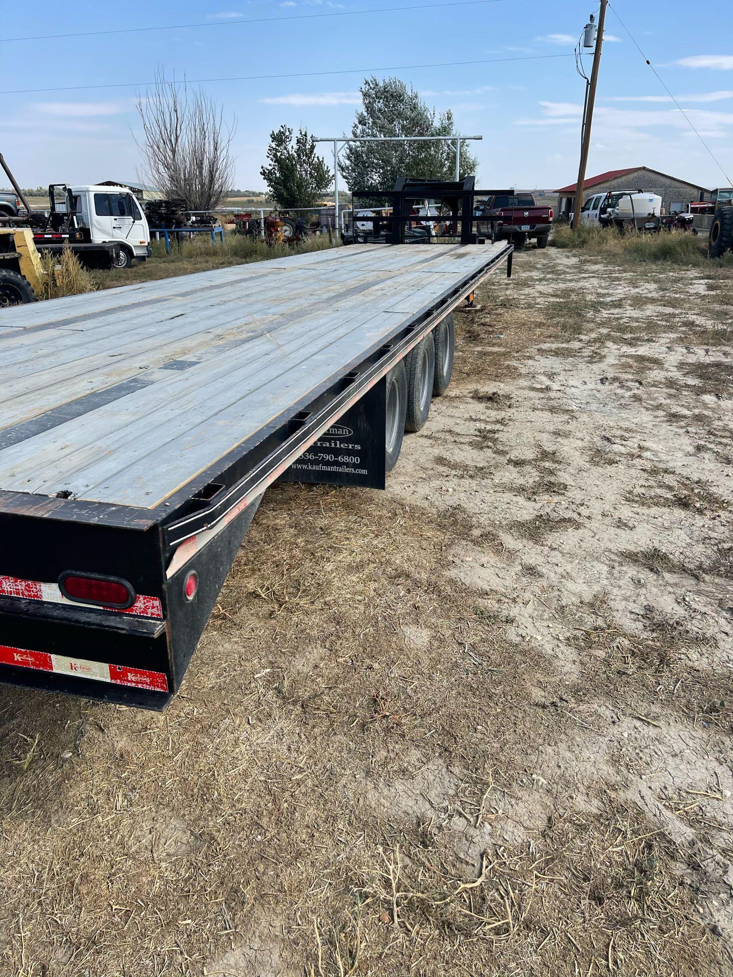 35 foot goose neck trailer