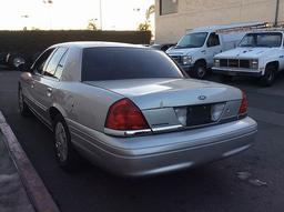 2006 FORD CROWN VICTORIA