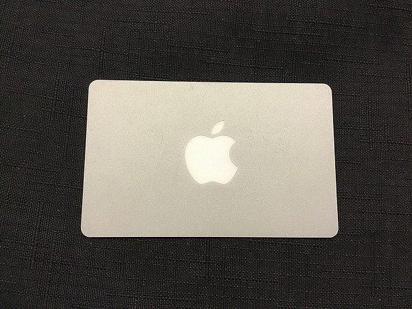 Apple gift card with balance of one thousand five hundred dollars, No expiration