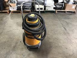 Wet/dry industrial shop vacuum