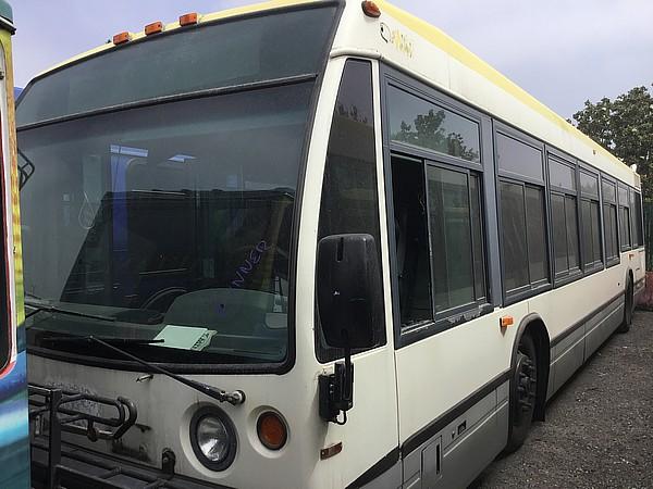 1998 NOVA BUS