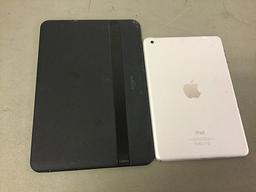 Amazon kindle, iPad A1432 Possibly locked, no chargers