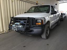 2006 FORD F350 XL SUPER DUTY