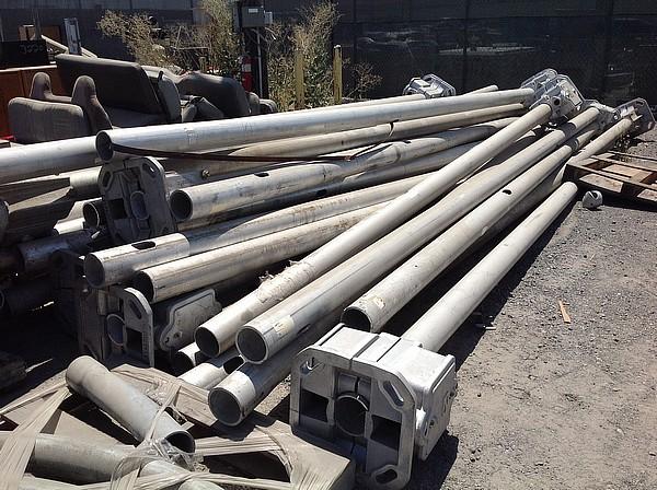 ALUMINUM ANCHR BASE LIGHT POLES