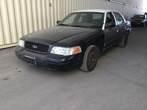 2005 FORD CROWN VICTORIA