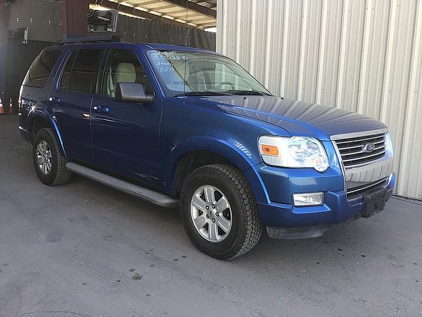 2010 FORD EXPLORER XLT 4X4