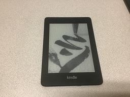 Tablets Amazon, Kindle, iPad 1566 Possibly locked, no chargers, some damage