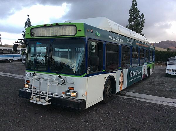 2000 NEW FLYER C40LF