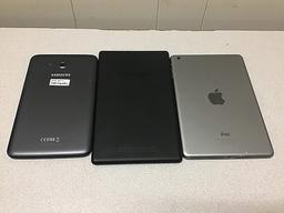 Tablets possibly locked, some damage, no chargers Samsung, amazon, iPad