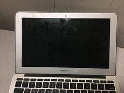 MacBook Air A1465 EMC2558 (Possibly locked Possibly locked, no chargers