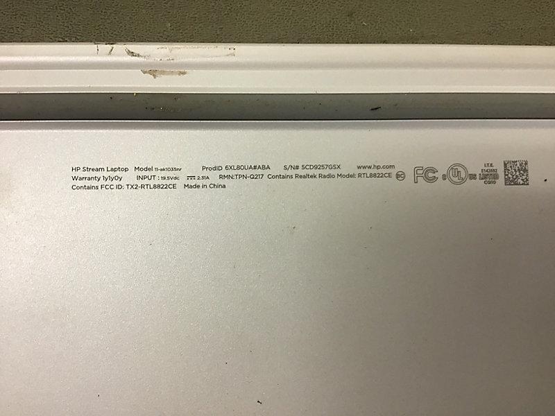 Hp laptop computers (Used Used, possibly locked, no chargers, some damage