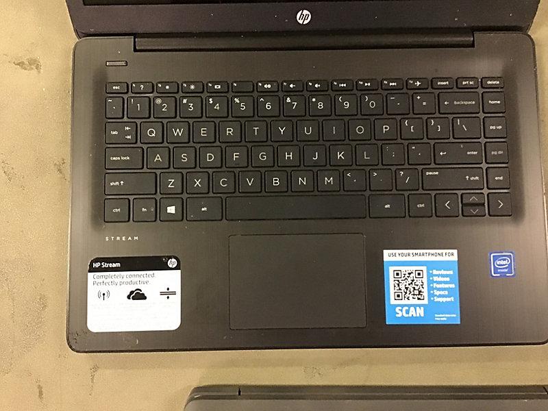 Hp laptop computers (Used Used, possibly locked, no chargers, some damage