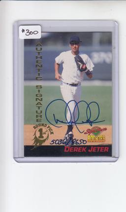 DEREK JETER 1994 SIGNATURE ROOKIES AUTOGRAPH ROOKIE CARD. RARE ON CARD AUTOGRAPH