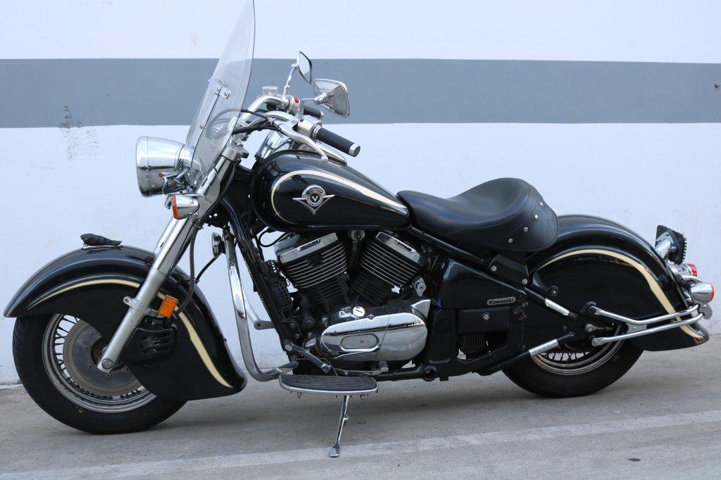 2002 Kawasaki Vulcan 800 Drifter Motorcycle