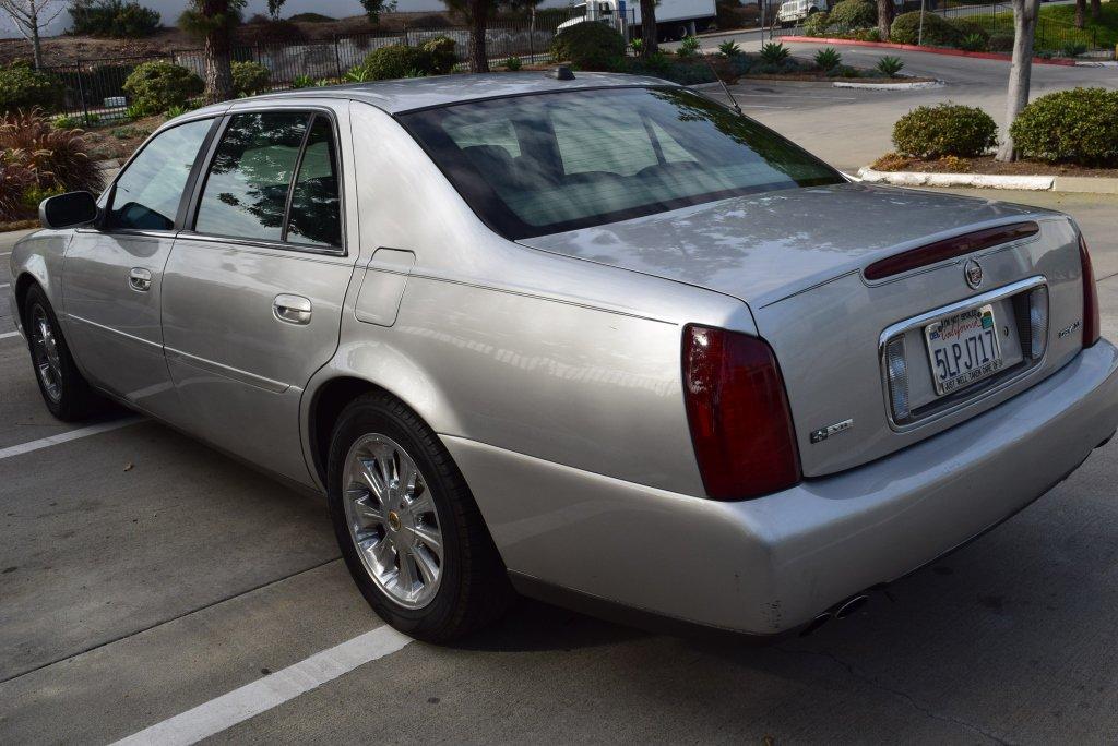 2004 Cadillac DeVille