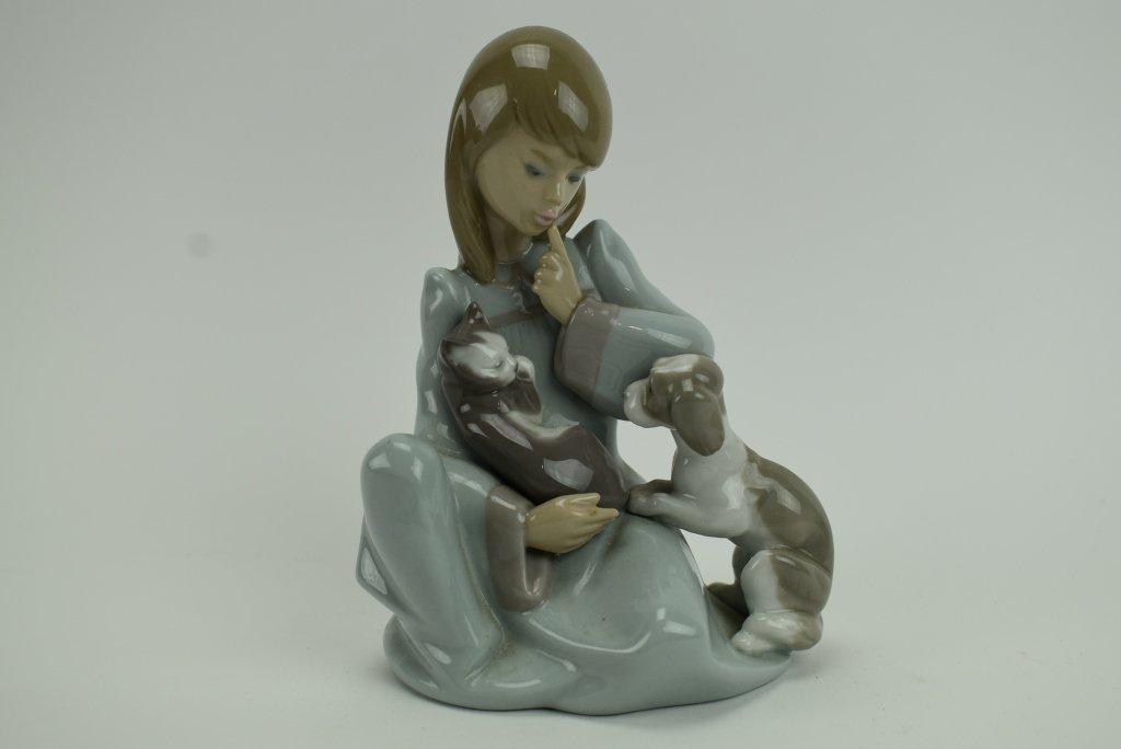 Lladro Porcelain Figurine