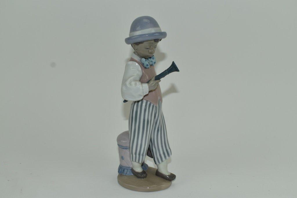 Lladro Hand Painted Porcelain Figurine