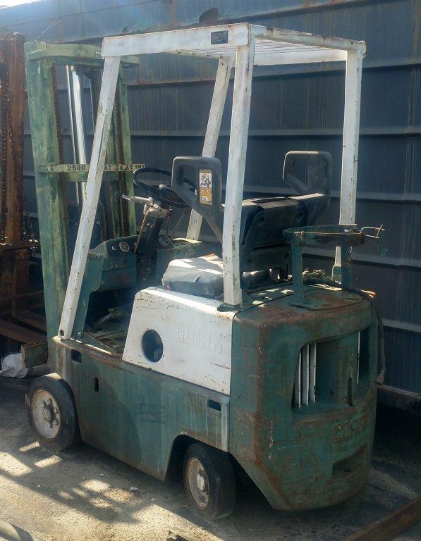 Clark Forklift