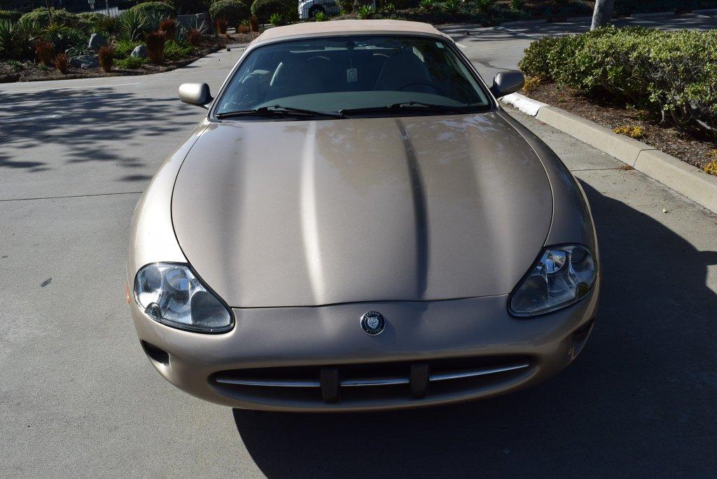 1998 Jaguar XK8 Convertible Coupe