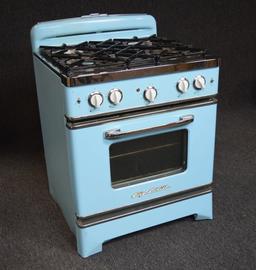 Big Chill Retro Style 4 Burner Gas Stove W/Oven