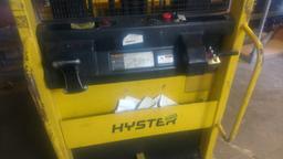 Hyster Order Picker