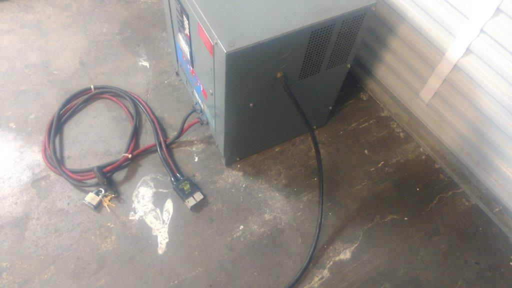 36V Fork Lift / Order Picker Battery Charger