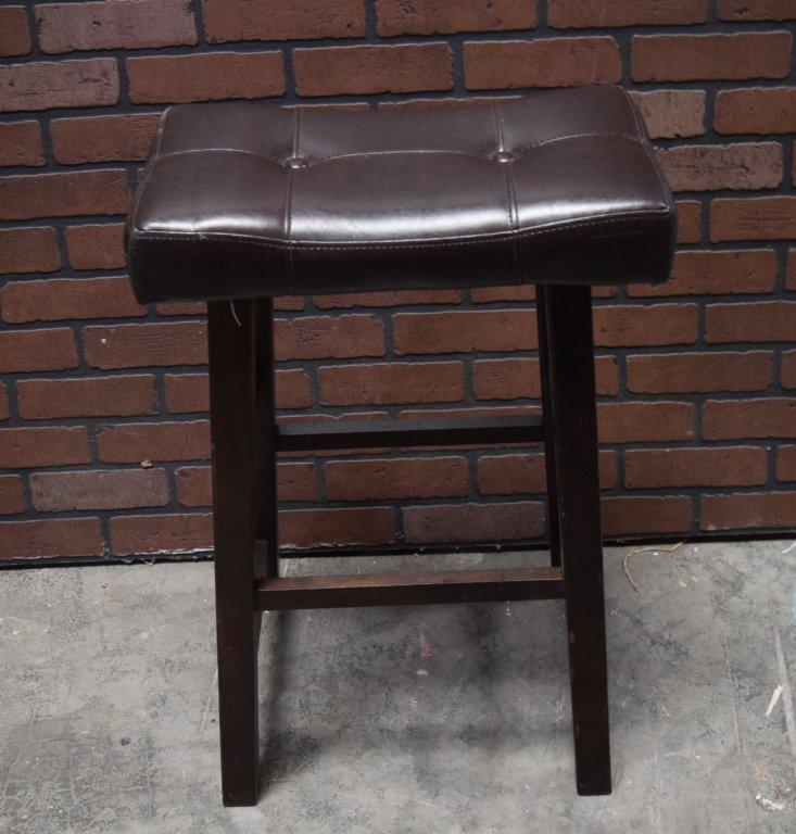 12 Barstools