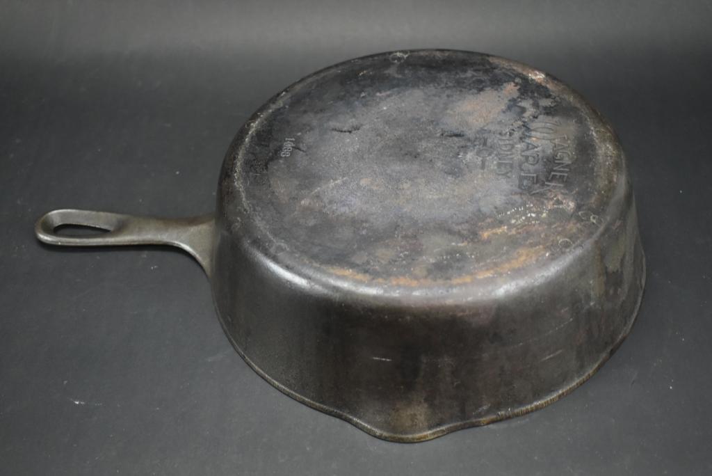 Vintage Wagner Ware Sidney Cast Iron Skillet