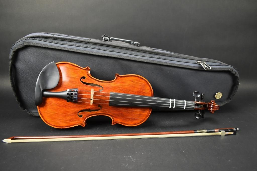 Violin with Bow and Case