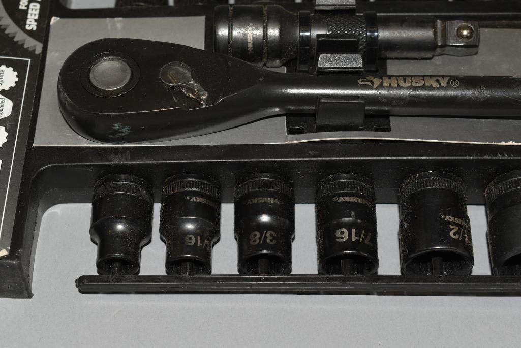 Husky 20-Piece 100 Position Ratchet & Universal Socket Set