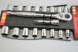 Husky 18-Piece Socket Set